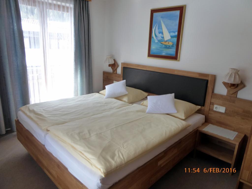 Gaestehaus Truskaller Hotel Малиниц Стая снимка