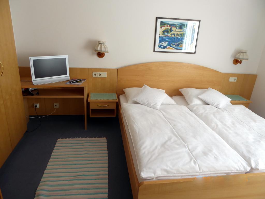 Gaestehaus Truskaller Hotel Малиниц Екстериор снимка